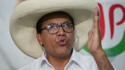 “Declararemos la guerra a Chile”: político peruano reveló plan para “recuperar Tarapacá y Arica”
