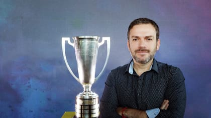 “Que lo hagamos nosotros, me pone muy feliz”: Ignacio Valenzuela celebra la llegada del fútbol chileno a Canal 13