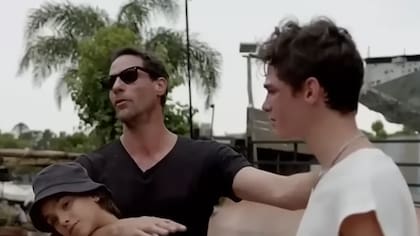 Hijo mayor de Gonzalo Valenzuela debutó como modelo: impactó con parecido a su padre