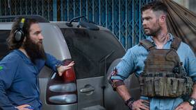 Cinta de Netflix protagonizada por actor de "Thor" es éxito en Chile