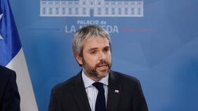 “Las cancelaciones son inaceptables...”: Chile Vamos condena agresión a Gonzalo Blumel en presentación de libro del estallido social