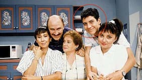 “Controla el mundo”: Compadre Moncho se la jugó con loca teoría sobre Memito ante cargos políticos de Los Venegas