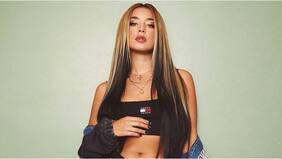 “El nacimiento de Venus”: Lola Índigo en bikini es puro arte