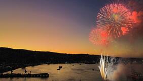 Por las fuertes marejadas: suspenden uno de los puntos de lanzamiento de fuegos artificiales en Valparaíso