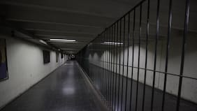 “Cárceles a las que los acusados teman ir”: el modelo italiano para hacer frente al crimen organizado en Chile