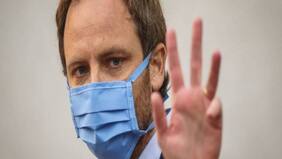 ¡Chofer de subsecretario Arturo Zúñiga internado con Covid-19!