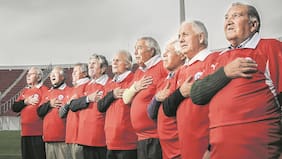 Tras el triste deceso de Adán Godoy: los cuatro héroes de La Roja del 62 que siguen vivos