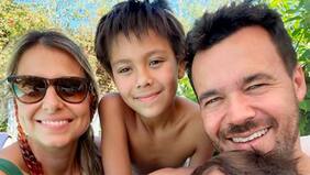 "Mucha gente transpira, sufre y muere por la tele, por la fama. Yo vivo, respiro y muero por mi familia..."