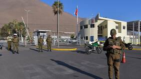 "Le puso un tiro en la cabeza": los crudos audios tras tiroteo en regimiento de Iquique