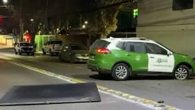 Capitán de Carabineros resulta herido tras intento de robo a supermercado: fue aplastado por reja derribada por delincuentes