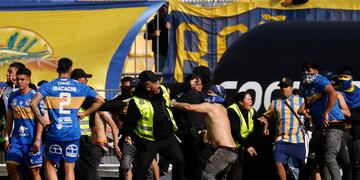 Invasión Everton vs Universidad Catolica