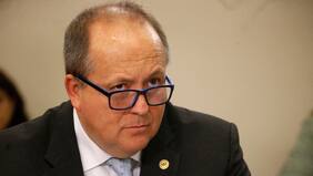 Fiscal Nacional califica de impredecible investigación contra Luis Hermosilla y confirma que funcionario público estaría involucrado