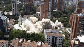 Edificio Mónaco: derriban antiguo búnker de Pablo Escobar