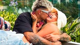 Querida pareja de reality habría terminado su relación... otra vez: chat con otra chica sería la razón del quiebre