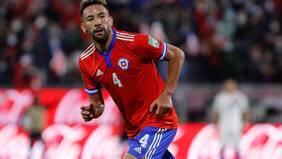 Mauricio Isla se refirió al presente de La Roja: “No va a vivir los años hermosos de antes”