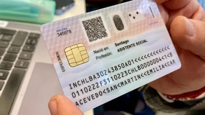 Recién nacidos con profesiones y colapso: Contraloría constata deficiencias en nuevo sistema de emisión de cédulas