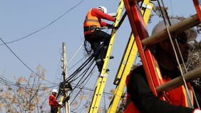 Anuncian cambios para que empresas no "amarren" a sus clientes