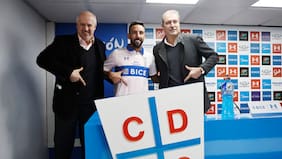 ¿Vuelve a probarse la franja? Aseguran que Mauricio Isla está entrenando con la UC y quiere convencer a Garnero