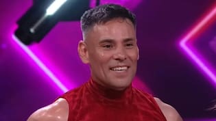 “Le baja el perfil al programa”: Claudio Valdivia entregó tajante opinión sobre nuevo participante de “Fiebre de Baile”