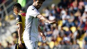 Jorge Valdivia y Matías Cano se cruzaron: "Eres así de chiquitito"