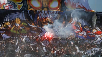 Una celebración Monumental: Los Jaivas encabezarán el aniversario 101 de Colo Colo