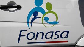 Fonasa ofrece puestos de trabajo con sueldos que superan $1.800.000