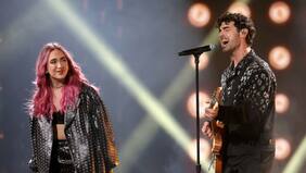 Joe Jonas y Ela Taubert deslumbran con colaboración sorpresa en los Latin Grammy 2024