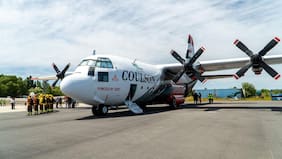Se suma otro avión para combatir los incendios forestales: presentaron el Hércules C-130