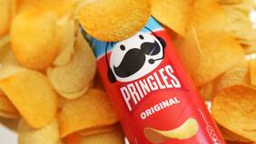Empresa de Snickers y M&M’s adquirió la marca de papitas Pringles