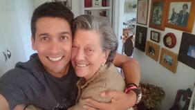 Marcela Vacarezza cuenta como pasa la cuarentena con su suegra de 92 años y su cuñada: "Viven al lado nuestro, a cuatro metros, pero en una casita propia..."