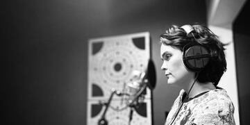 Camila Moreno reversiona ‘Pájaros de Fuego’