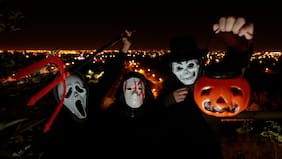 Prepara tu mejor disfraz: las imperdibles fiestas de Halloween para celebrar en Santiago esta Noche de Brujas