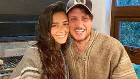 "Estoy envejeciendo aquí en el sur... Amo el sur, no volvería a Santiago ni loca", dice Domi Gallego sobre su vida en Puerto Varas