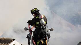 Se registra incendio en la Araucanía tras la caída de un rayo