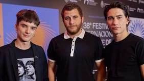 ¿Quiénes son los actores que protagonizan “La sociedad de la nieve”?