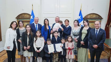 Kast revive beneficio estatal para familias que tengan un séptimo hijo del mismo sexo tras 13 años sin entregarse