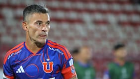 Salvo un milagro: Charles Aránguiz prácticamente fuera del Clásico Universitario