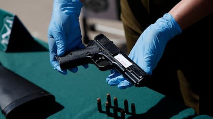 Agentes encubiertos se infiltraron en chats para destapar la red detrás del comercio de armas 3D