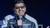 Mauricio Medina regresa a los escenarios con renovado show y advierte: responderá sin filtro a “palos” del Flaco