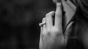 No contestes el teléfono con un “¿Sí?”: podrían utilizar tu voz para fraudes y estafas