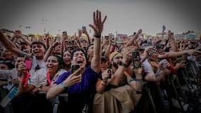 Ladrones empañaron la fiesta en Lollapalooza: robaron varios celulares en show de Turnstile