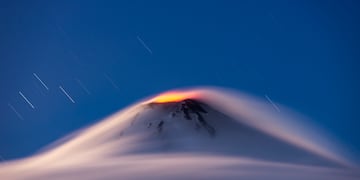 Anuncian alerta naranja por aumento de actividad en Volcán Villarrica