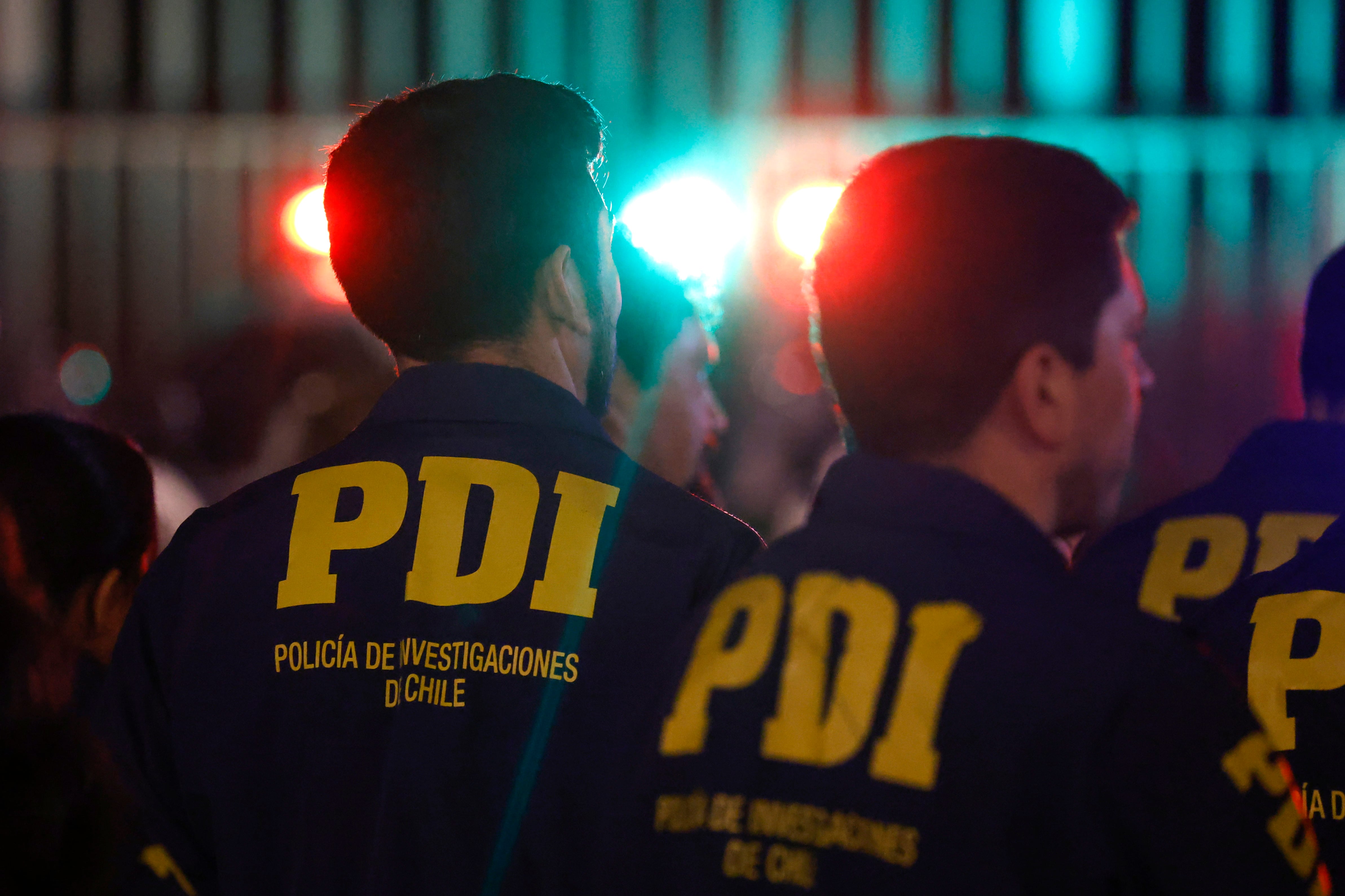 Balacera deja dos fallecidos en Cerro Navia: un adolescente resultó herido