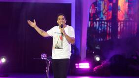 Mira la rutina de Vicho Viciani en el Festival de Olmué 2024