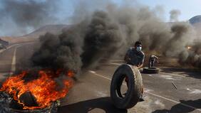 Instalan barricadas en ruta que une Iquique con Alto Hospicio
