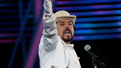 “Me escriben y me dicen ‘buena, Bombo’, y después firman por Bizarro”: Bombo Fica apunta a colegas en su lucha contra Viña