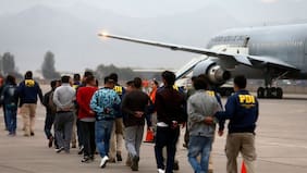 Delitos, condenados, ruidos molestos y más: Proyecto de Ley permitiría expulsar extranjeros de Chile y revocar la nacionalidad