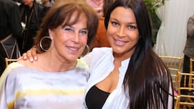 "Yo soy la copia viva de mi madre. Mi mamá es la mujer más coqueta, sexy, bella, del planeta...", manifiesta Marlen Olivari