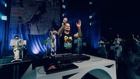 Alex Christensen: el arquitecto del techno que ahora se rodea de cornetas