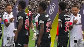 Quedó con la mano estirada: le negaron el saludo a Neymar y esta fue su reacción